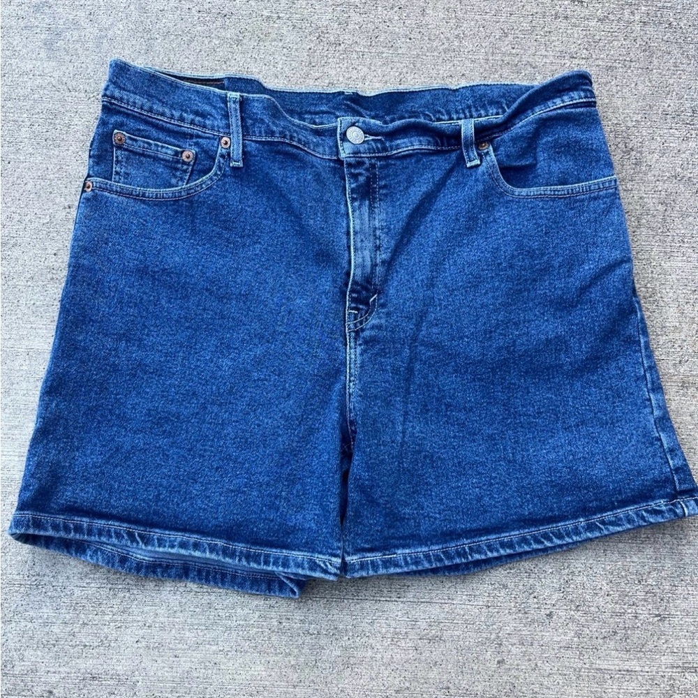 Women's Levi's Retro Mom Fit 555 Dark Wash Shorts Size 16 - Picture 2 of 4